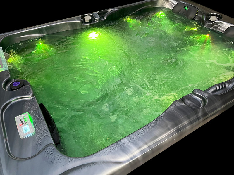 Jacuzzi du Fare Noanoa à Raiatea Jacuzzi du Fare Noanoa à Raiatea